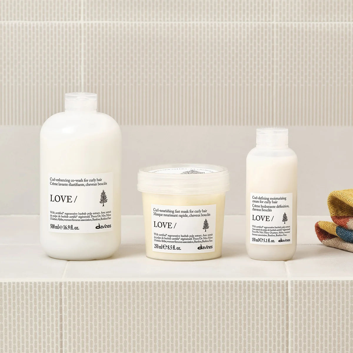 Davines LOVE Curl Cream – Crema Hidratante Definidora para Cabello Rizado